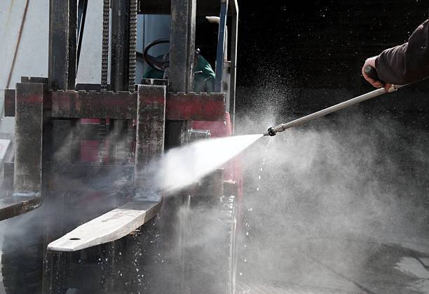 Best Machinery and Equipment Cleaning  in Elmwood Park, NJ